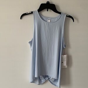 Yogalicious Sky Blue Tank Top small nwt